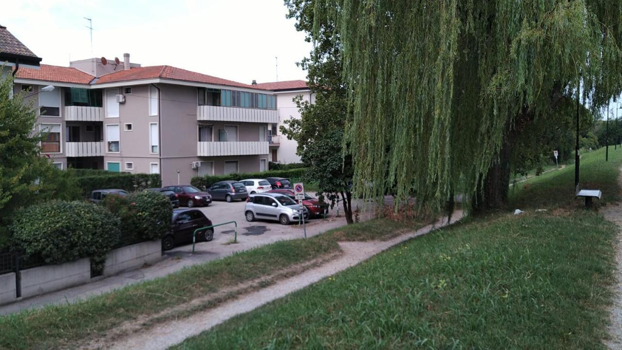 Vicino Al Prato Della Valle Intero Appartamento Parcheggio Facile Di Fronte بادوفا المظهر الخارجي الصورة