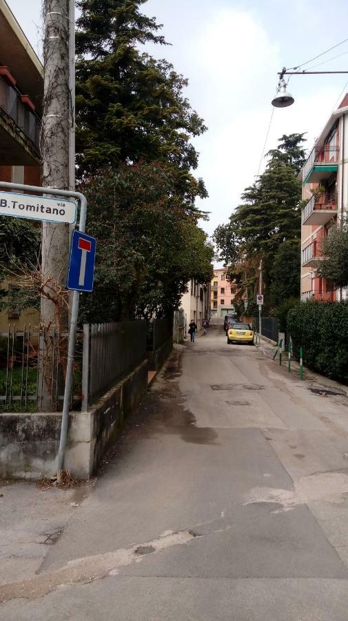 Vicino Al Prato Della Valle Intero Appartamento Parcheggio Facile Di Fronte بادوفا المظهر الخارجي الصورة